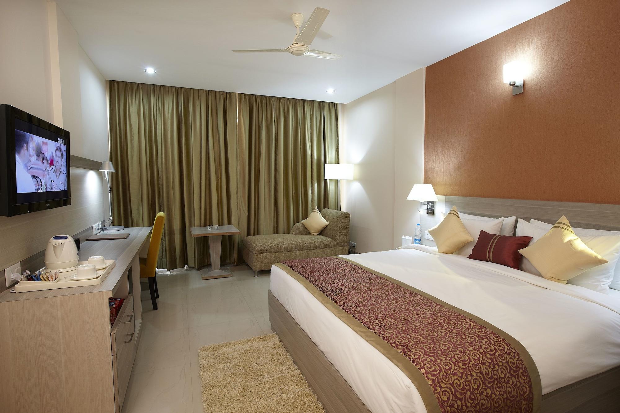 Days Hotel By Wyndham Neemrana Exteriér fotografie