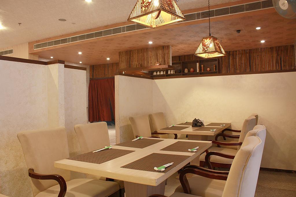 Days Hotel By Wyndham Neemrana Exteriér fotografie