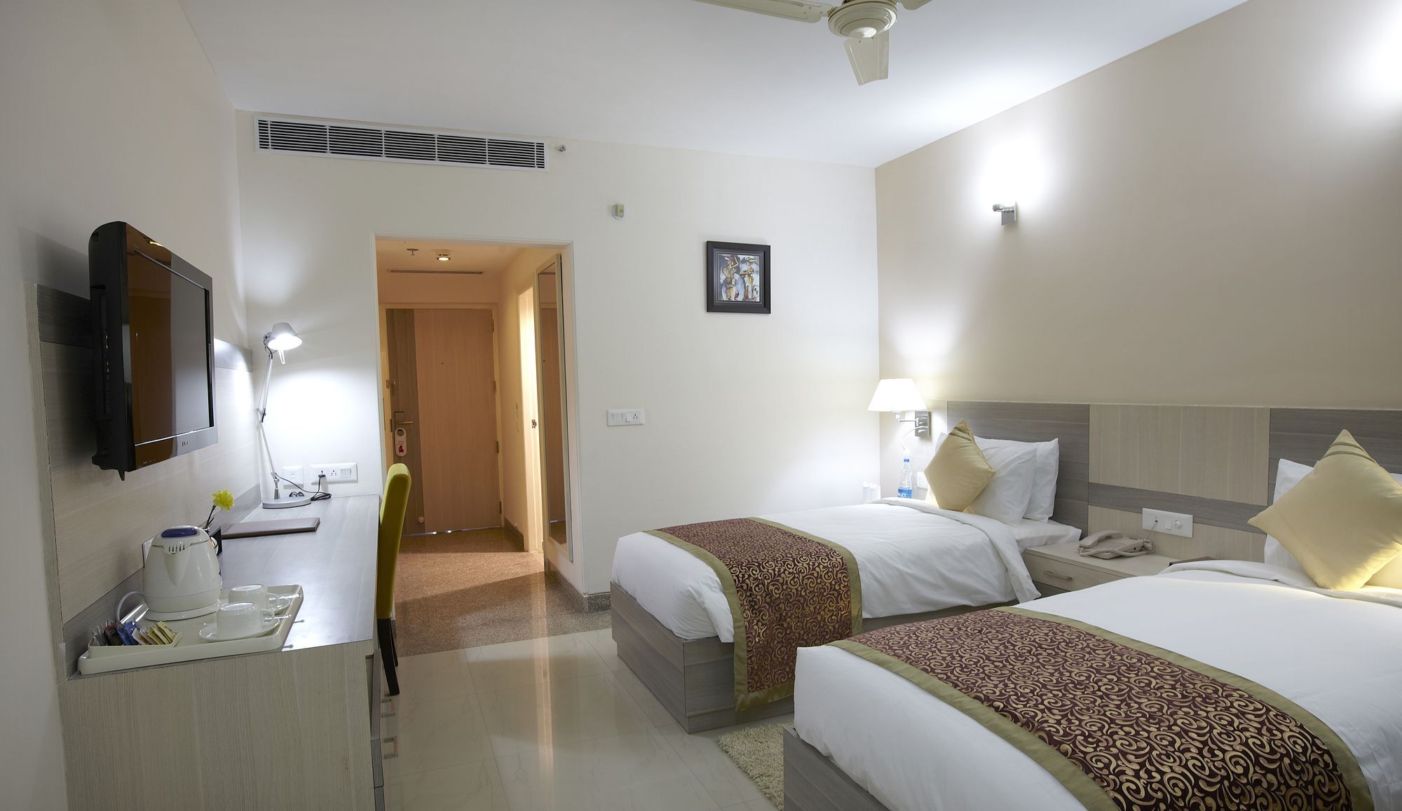 Days Hotel By Wyndham Neemrana Exteriér fotografie
