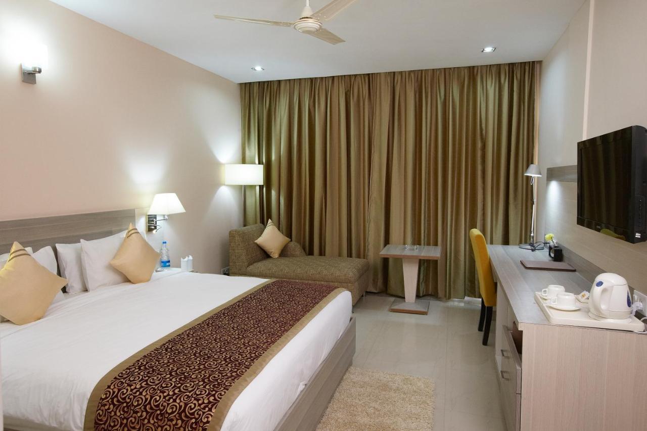 Days Hotel By Wyndham Neemrana Pokoj fotografie